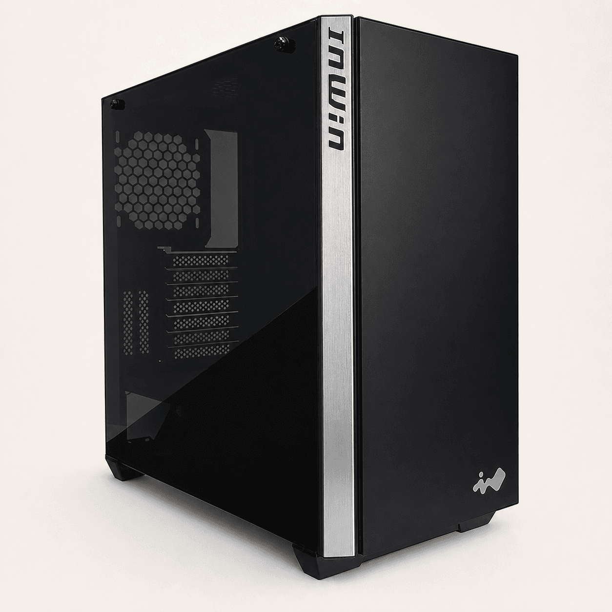 Черный корпус InWin 216 с закаленным стеклом