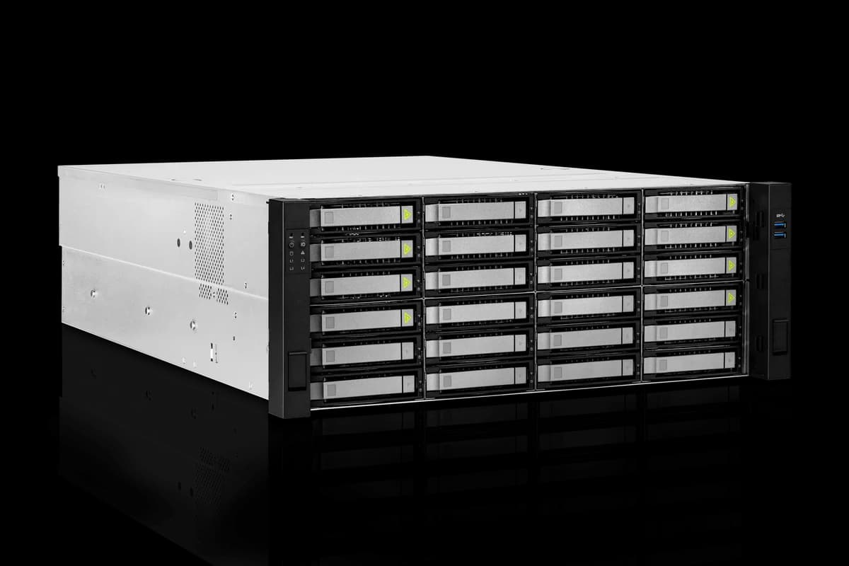 InWin IW-RS424-07 — фото 1