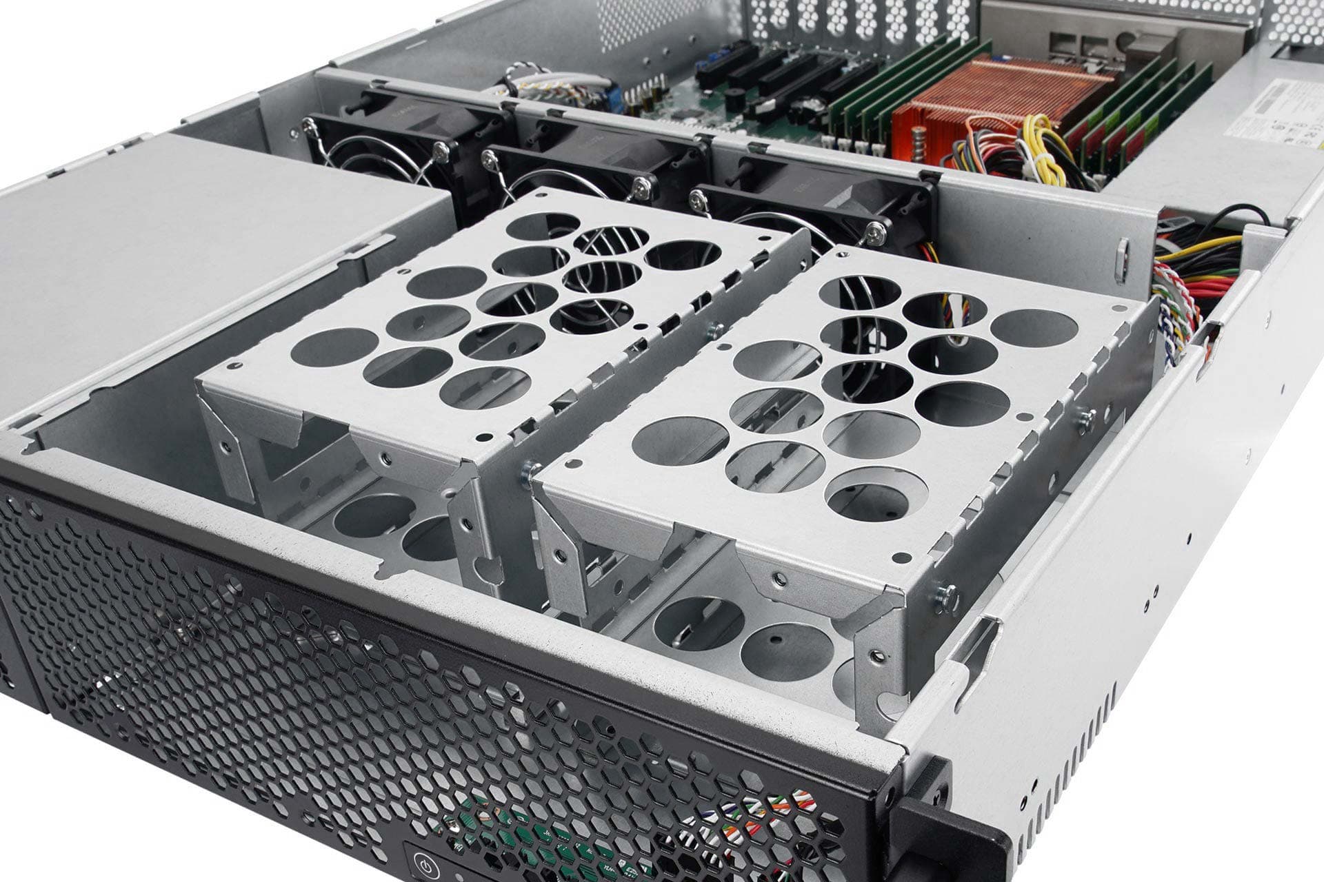 Внутренние отсеки InWin IW-R200-01N
