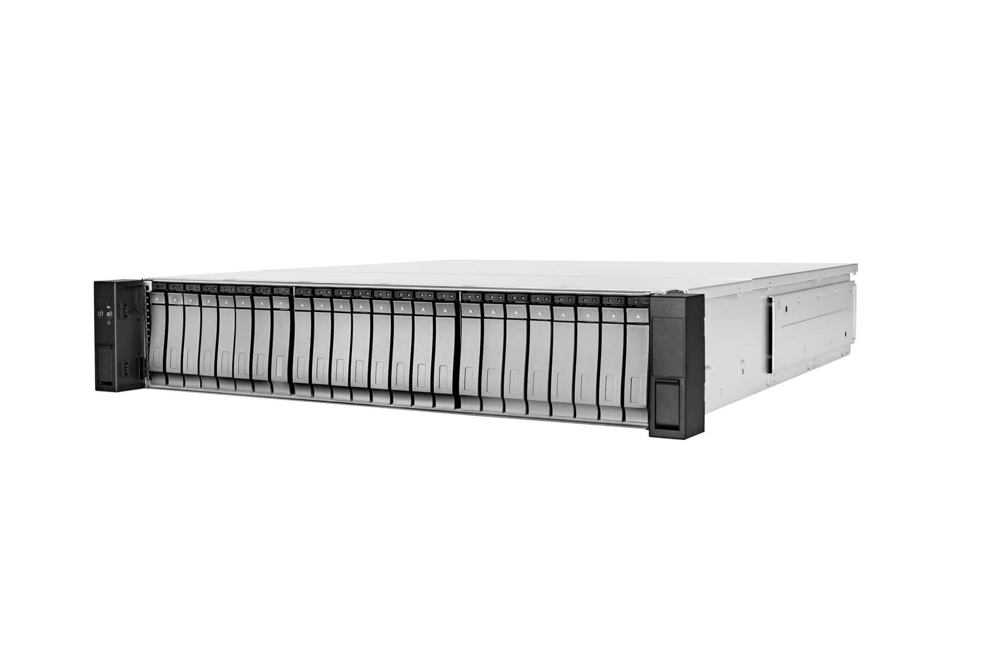 Передняя часть InWin IW-RJ224-07 с 24 отсеками