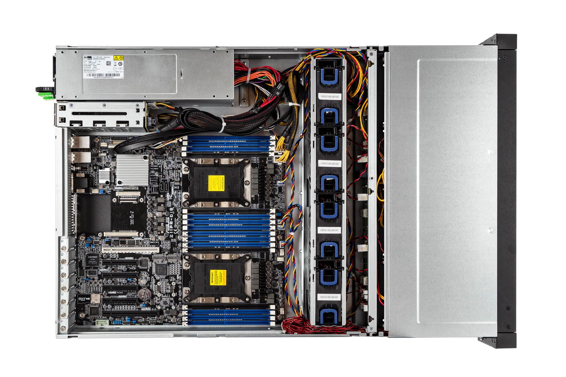 Вид InWin IW-RS216-07