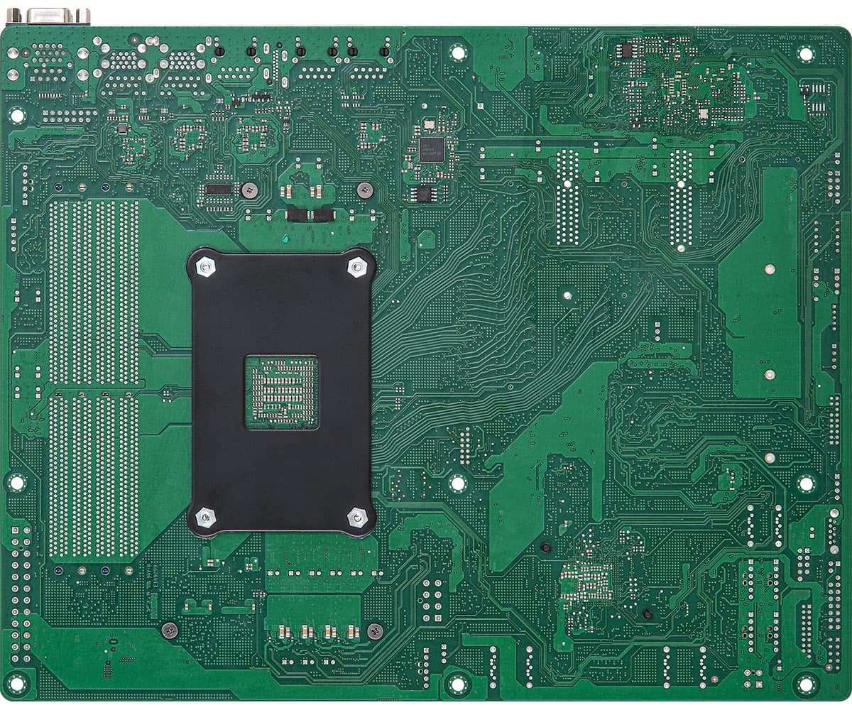 Слоты GPU и расширения ASRock Rack B550D4-4L