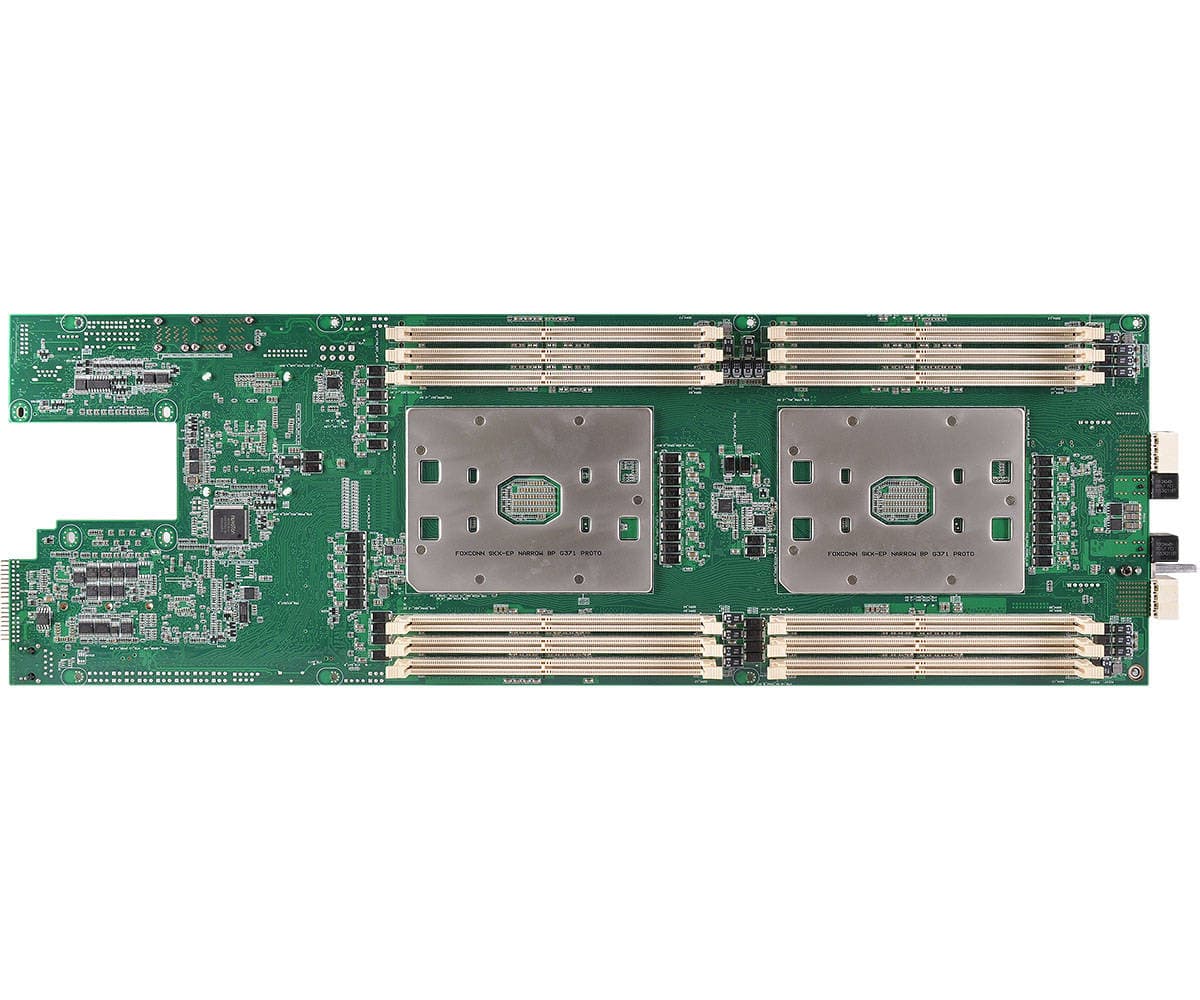 Накопители и задняя панель ASRock Rack EP2C622D24HM