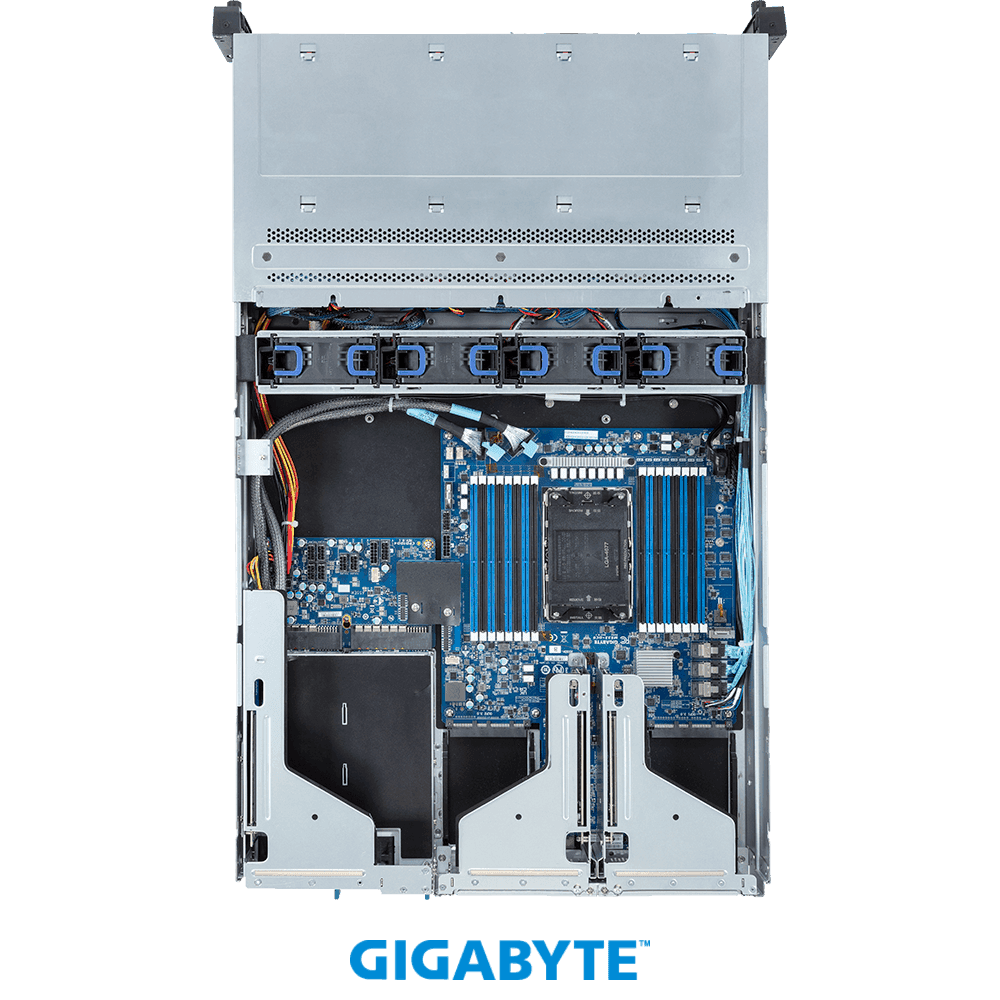 Накопители и задняя панель GIGABYTE R263-S33-AAF1