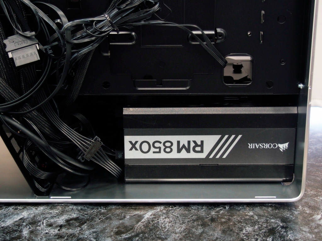 Особенности сборки InWin 905