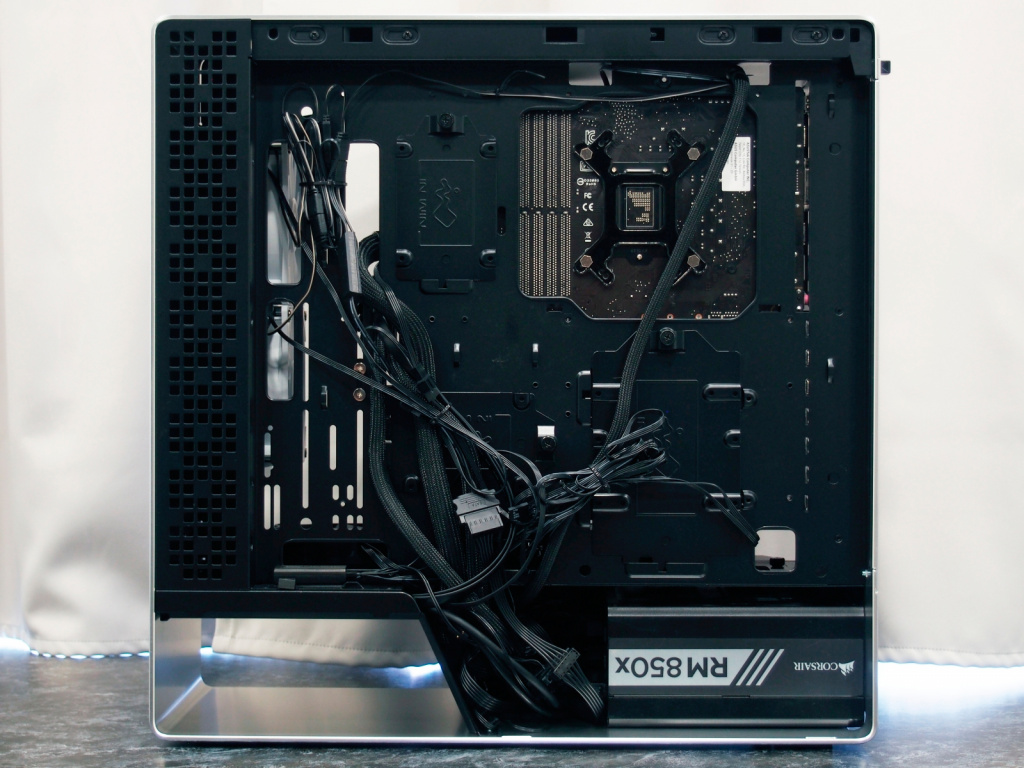 Особенности сборки InWin 905