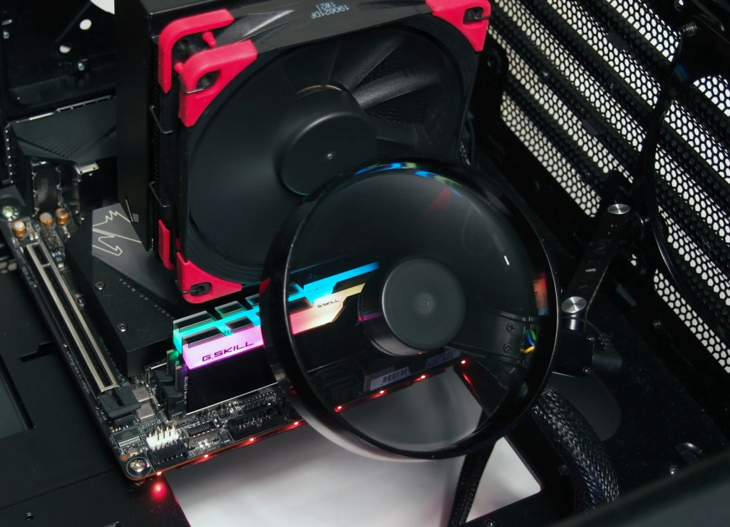 InWin Mars