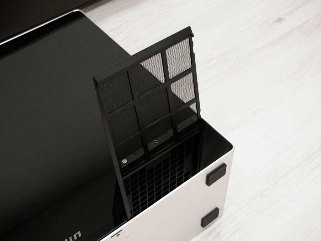 антипылевый фильтр InWin 905