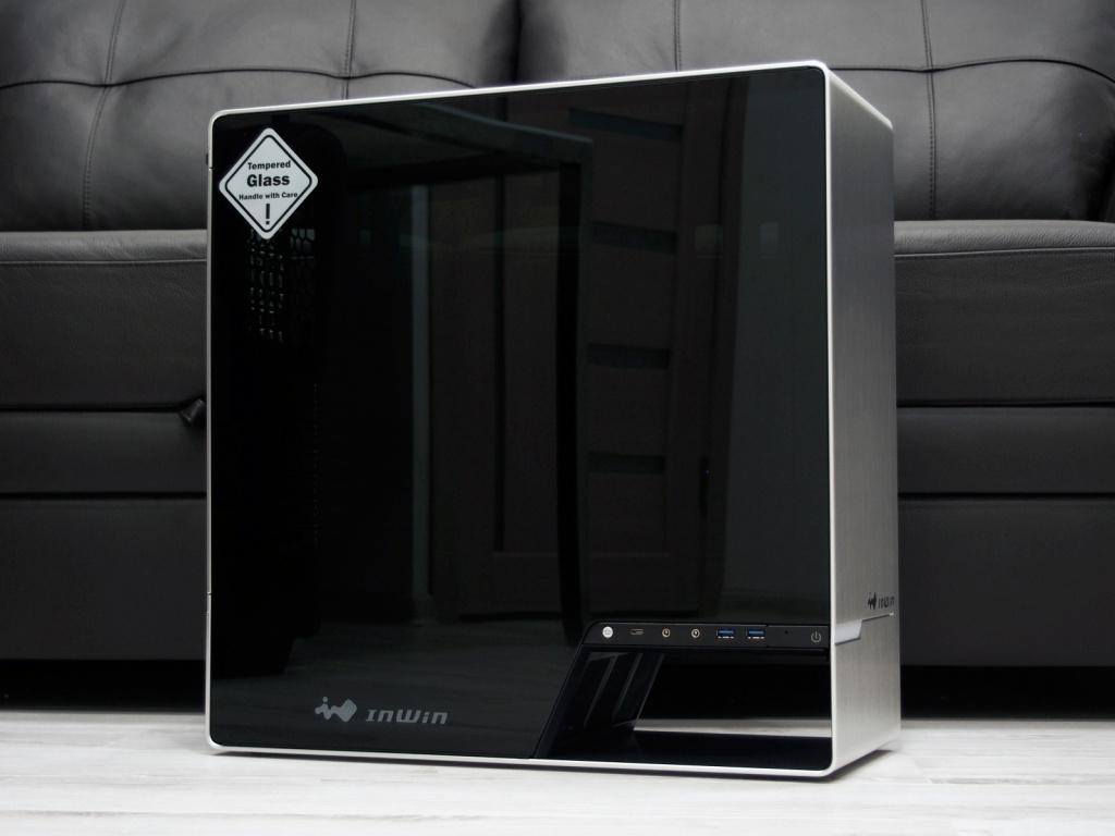 Конструкция InWin 905