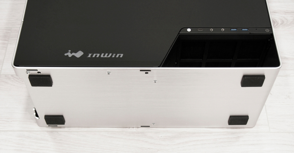 Конструкция InWin 905